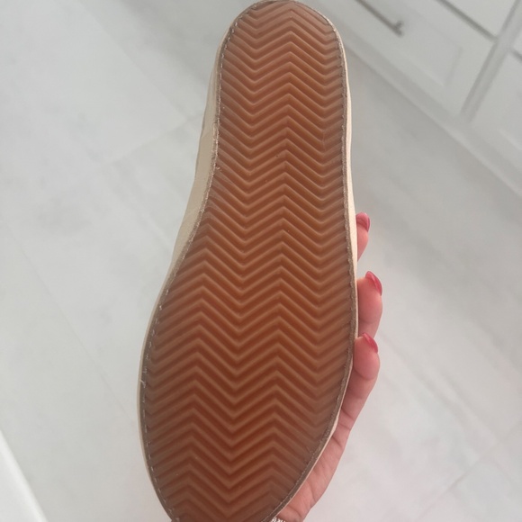 Golden Goose - Picture 4 of 5